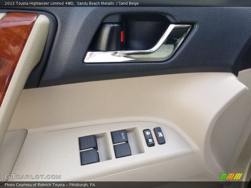 Sandy Beach Metallic / Sand Beige 2013 Toyota Highlander Limited 4WD