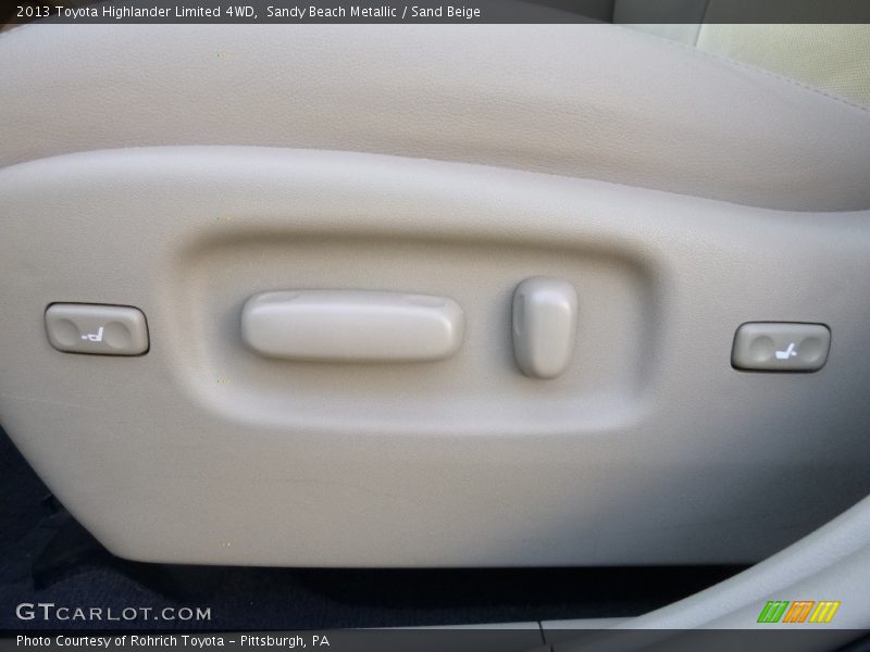 Sandy Beach Metallic / Sand Beige 2013 Toyota Highlander Limited 4WD