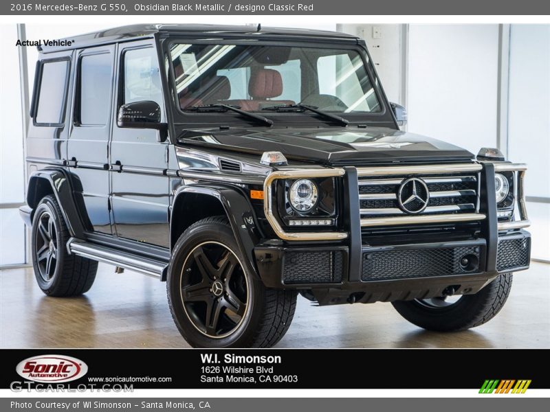Obsidian Black Metallic / designo Classic Red 2016 Mercedes-Benz G 550