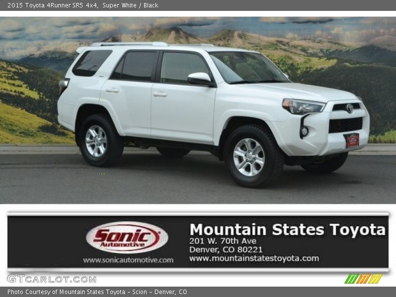 Super White / Black 2015 Toyota 4Runner SR5 4x4