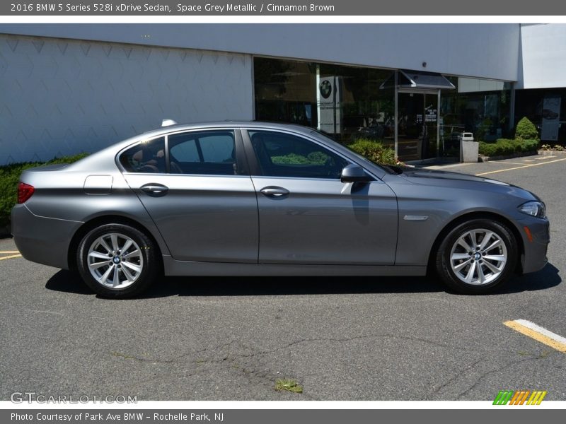 Space Grey Metallic / Cinnamon Brown 2016 BMW 5 Series 528i xDrive Sedan