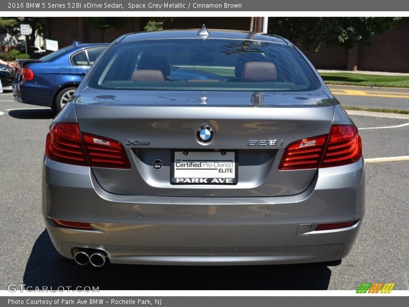 Space Grey Metallic / Cinnamon Brown 2016 BMW 5 Series 528i xDrive Sedan