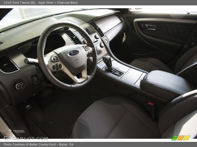 Ingot Silver / Charcoal Black 2016 Ford Taurus SEL