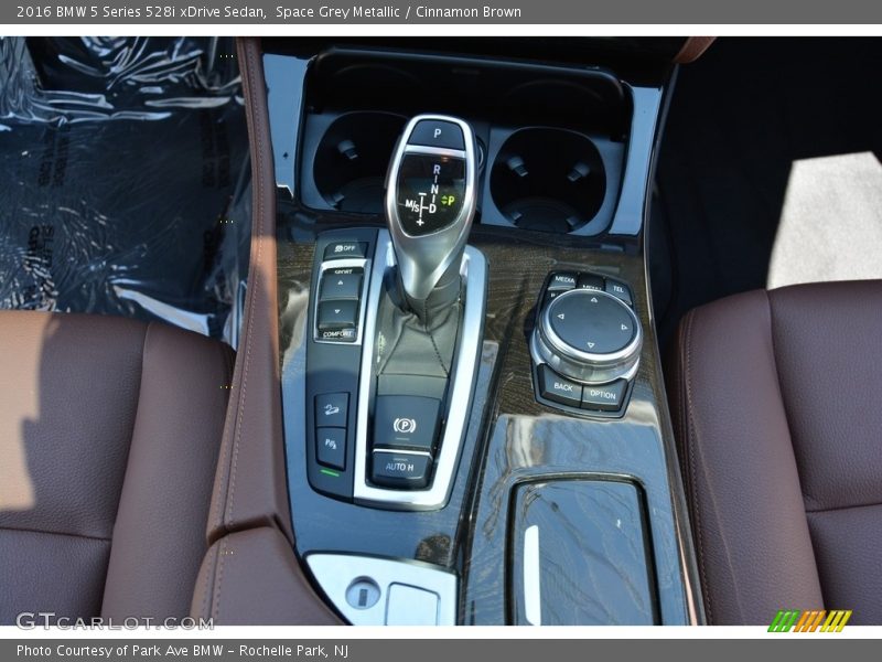 Space Grey Metallic / Cinnamon Brown 2016 BMW 5 Series 528i xDrive Sedan