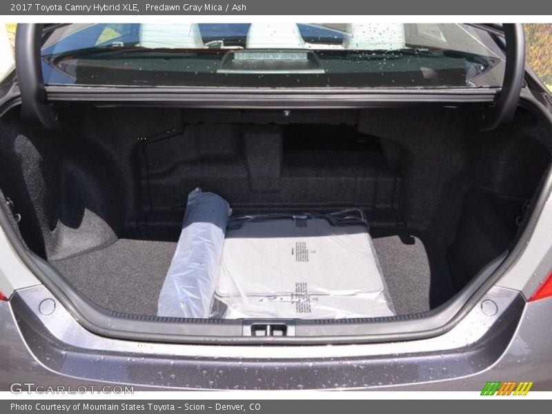  2017 Camry Hybrid XLE Trunk