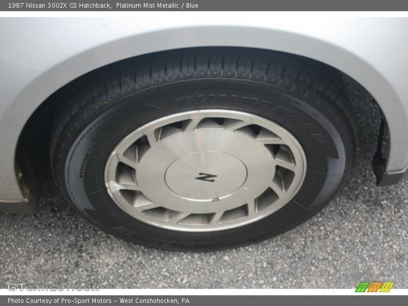 Platinum Mist Metallic / Blue 1987 Nissan 300ZX GS Hatchback