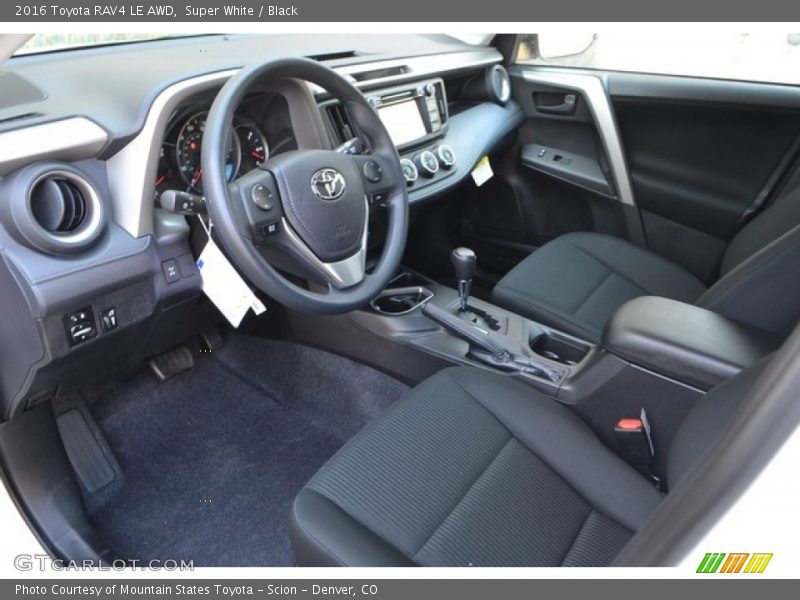 Super White / Black 2016 Toyota RAV4 LE AWD
