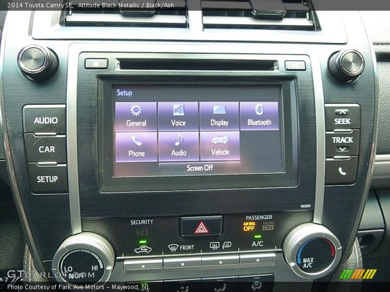 Attitude Black Metallic / Black/Ash 2014 Toyota Camry SE