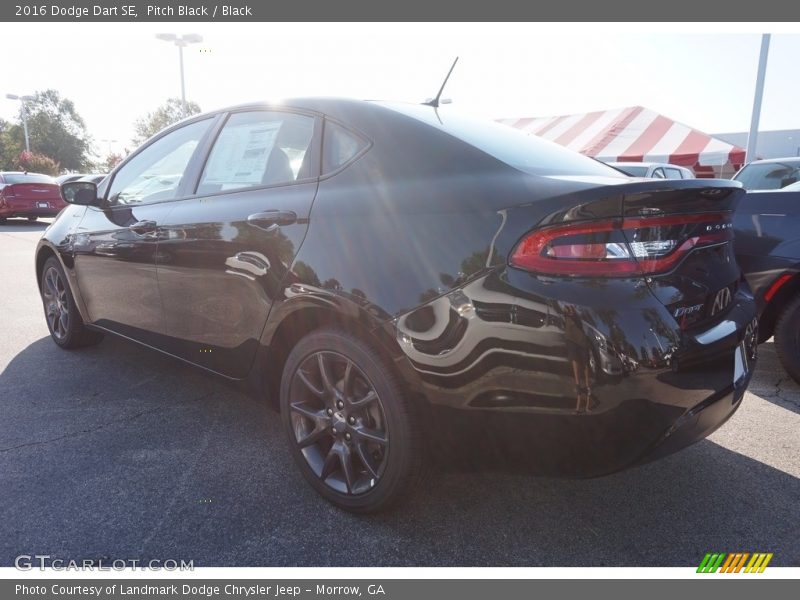 Pitch Black / Black 2016 Dodge Dart SE