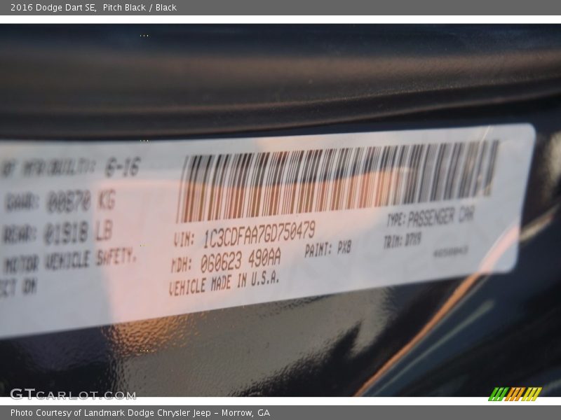 Pitch Black / Black 2016 Dodge Dart SE