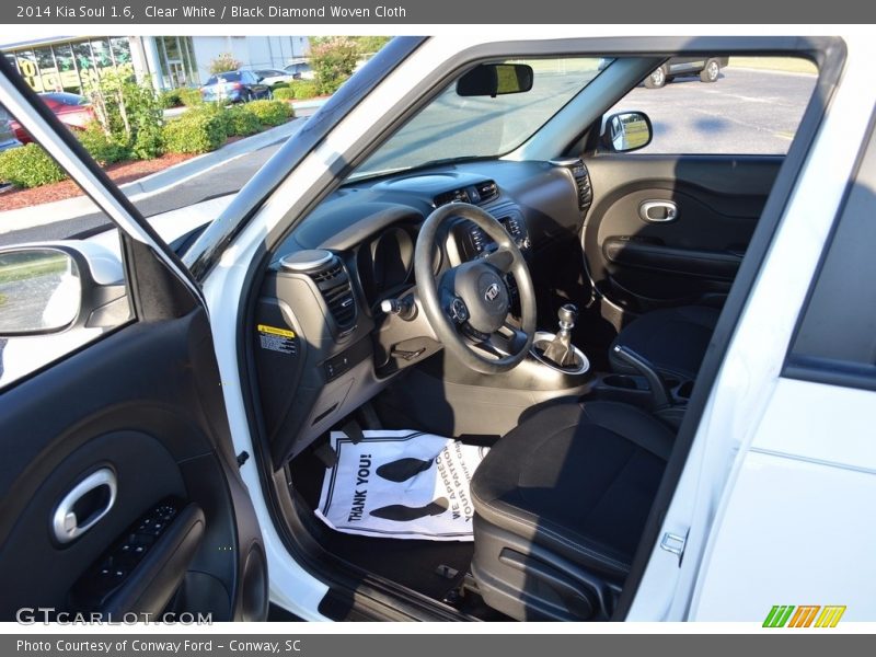 Clear White / Black Diamond Woven Cloth 2014 Kia Soul 1.6