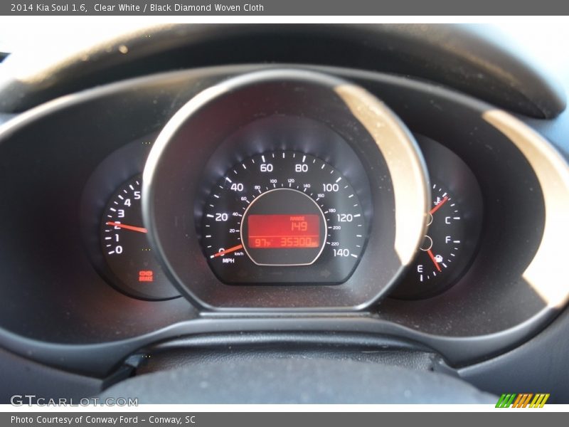 Clear White / Black Diamond Woven Cloth 2014 Kia Soul 1.6