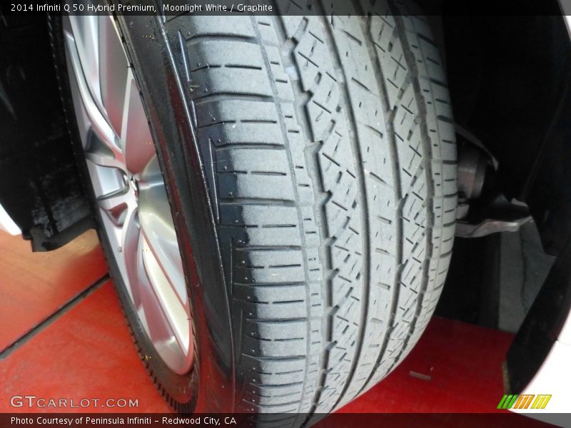 Moonlight White / Graphite 2014 Infiniti Q 50 Hybrid Premium