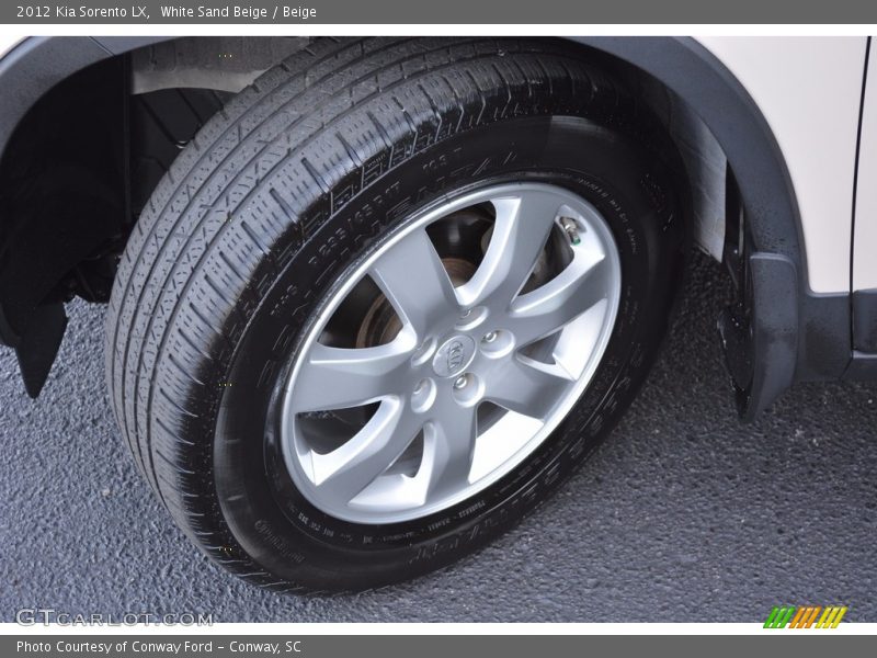 White Sand Beige / Beige 2012 Kia Sorento LX