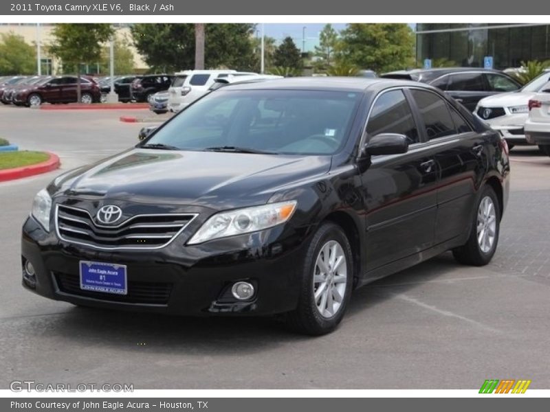 Black / Ash 2011 Toyota Camry XLE V6