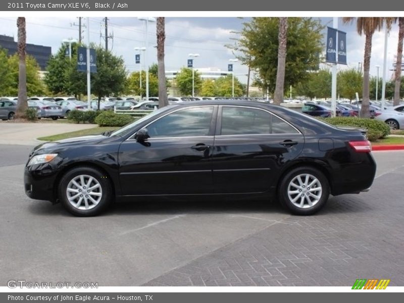 Black / Ash 2011 Toyota Camry XLE V6
