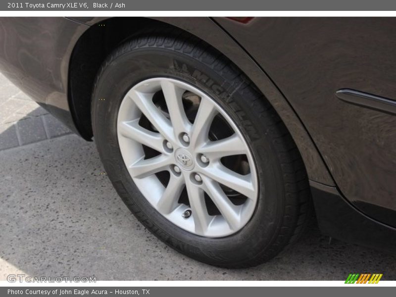 Black / Ash 2011 Toyota Camry XLE V6