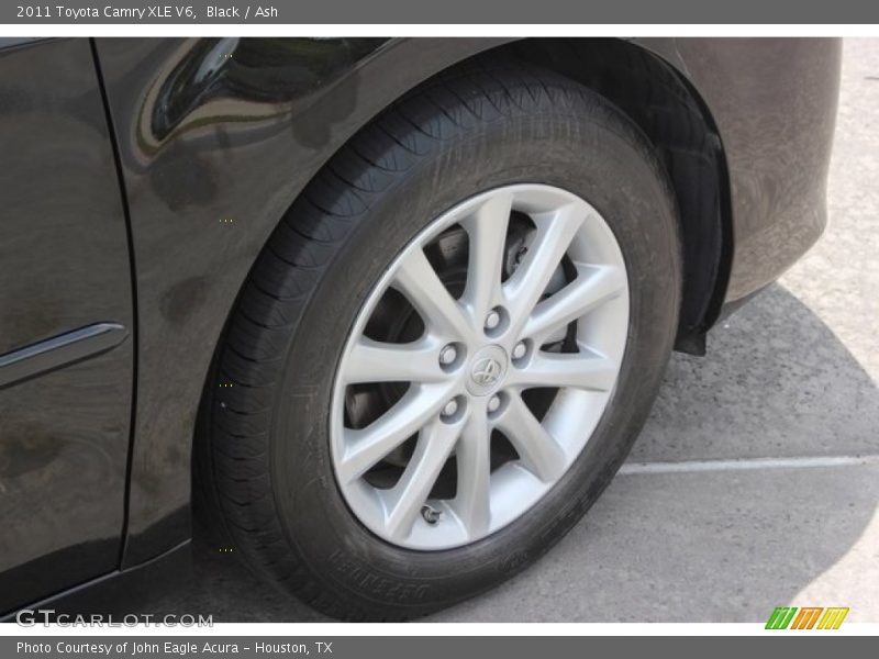 Black / Ash 2011 Toyota Camry XLE V6