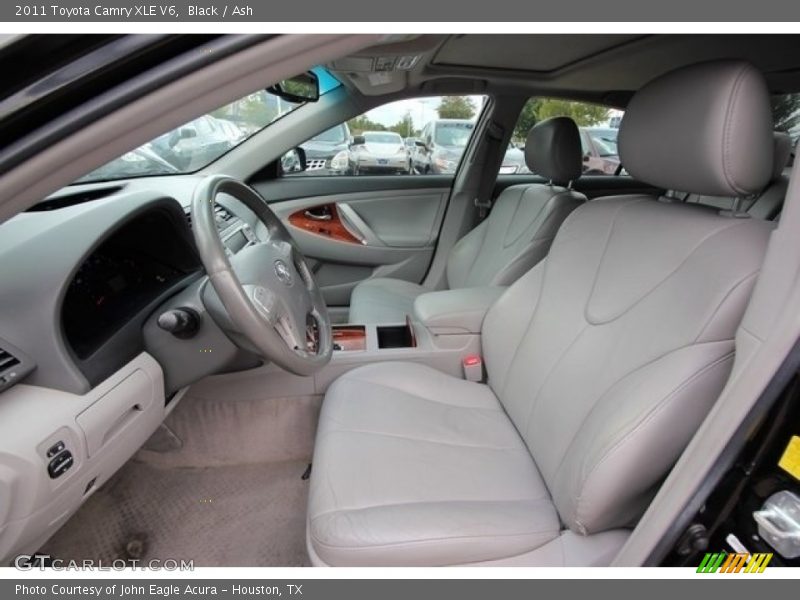 Black / Ash 2011 Toyota Camry XLE V6