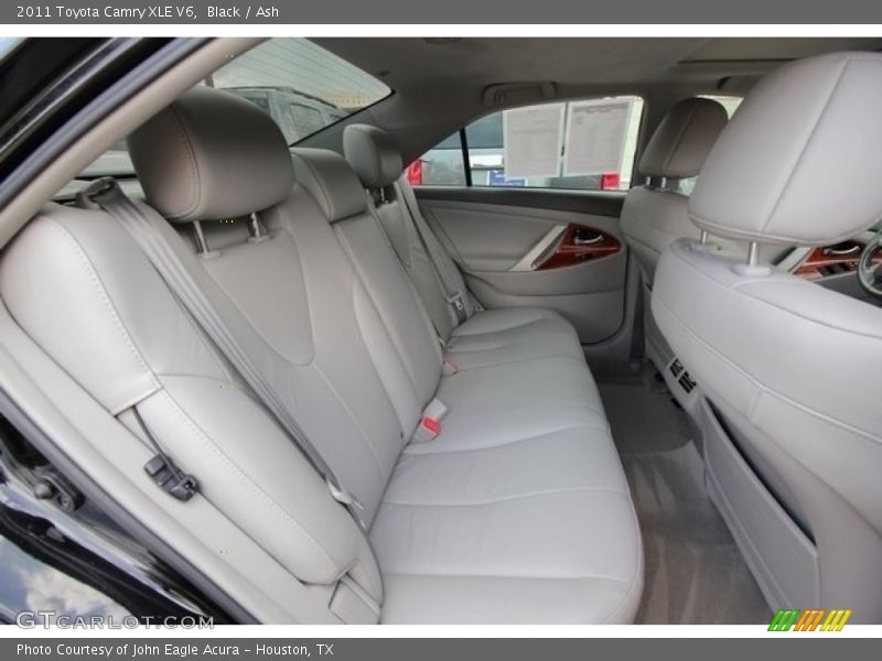 Black / Ash 2011 Toyota Camry XLE V6