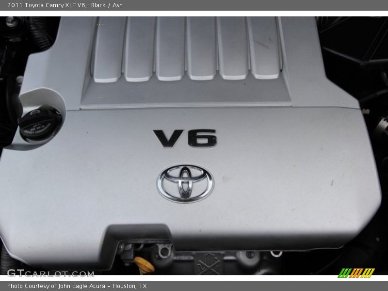 Black / Ash 2011 Toyota Camry XLE V6