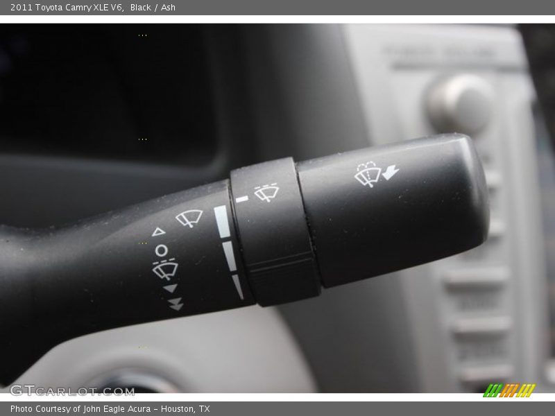 Black / Ash 2011 Toyota Camry XLE V6
