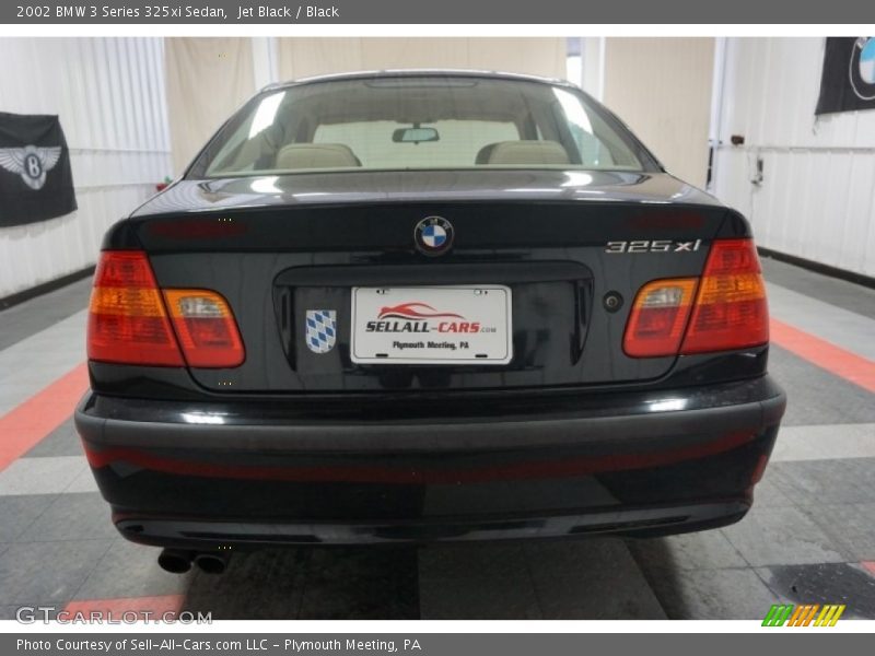 Jet Black / Black 2002 BMW 3 Series 325xi Sedan