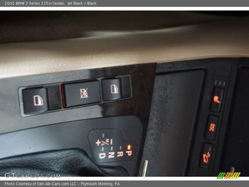 Jet Black / Black 2002 BMW 3 Series 325xi Sedan