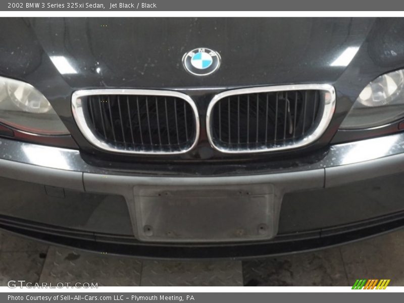 Jet Black / Black 2002 BMW 3 Series 325xi Sedan