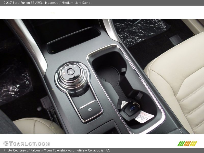 Magnetic / Medium Light Stone 2017 Ford Fusion SE AWD