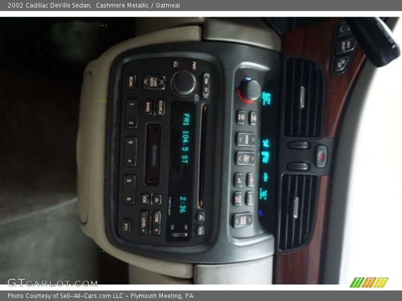 Cashmere Metallic / Oatmeal 2002 Cadillac DeVille Sedan