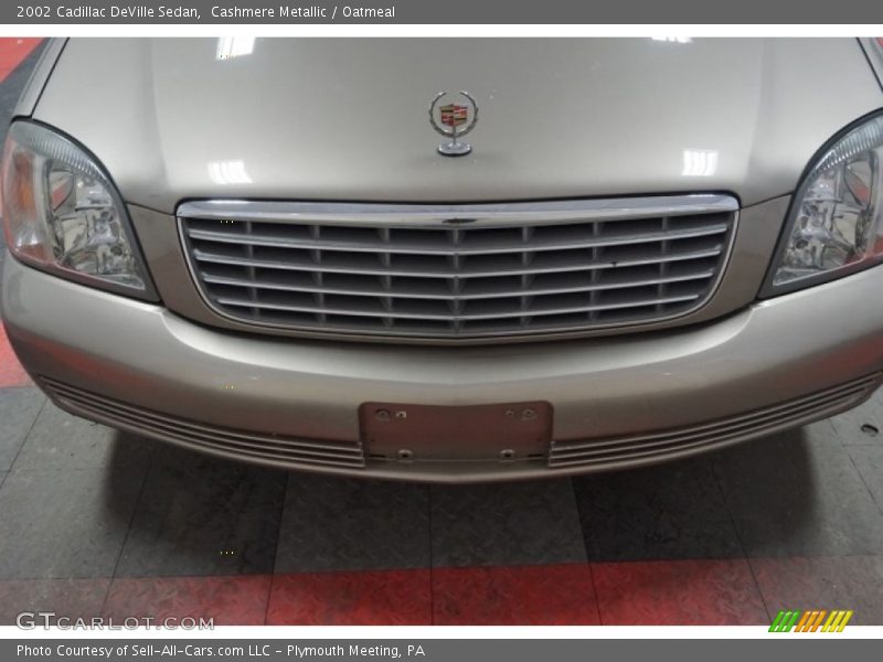 Cashmere Metallic / Oatmeal 2002 Cadillac DeVille Sedan