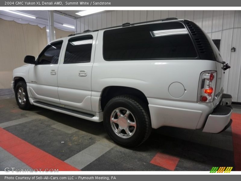 Summit White / Sandstone 2004 GMC Yukon XL Denali AWD