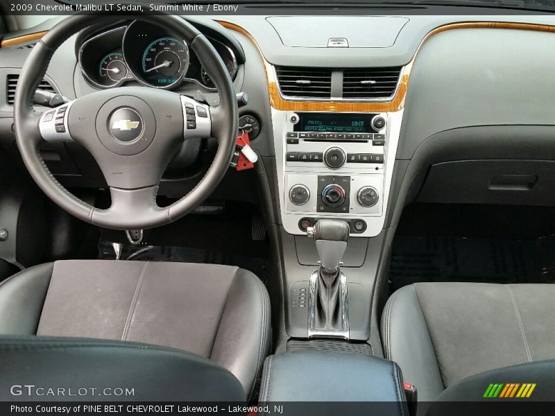 Summit White / Ebony 2009 Chevrolet Malibu LT Sedan