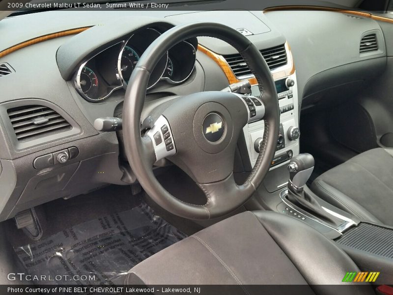 Summit White / Ebony 2009 Chevrolet Malibu LT Sedan