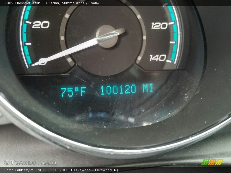 Summit White / Ebony 2009 Chevrolet Malibu LT Sedan