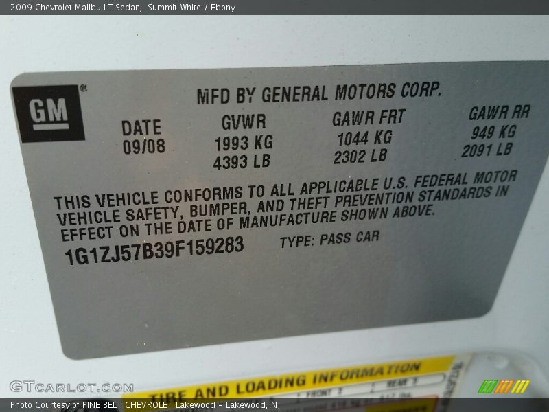 Summit White / Ebony 2009 Chevrolet Malibu LT Sedan