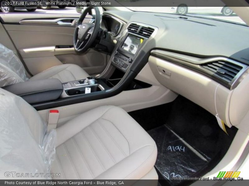 White Platinum / Medium Light Stone 2017 Ford Fusion SE