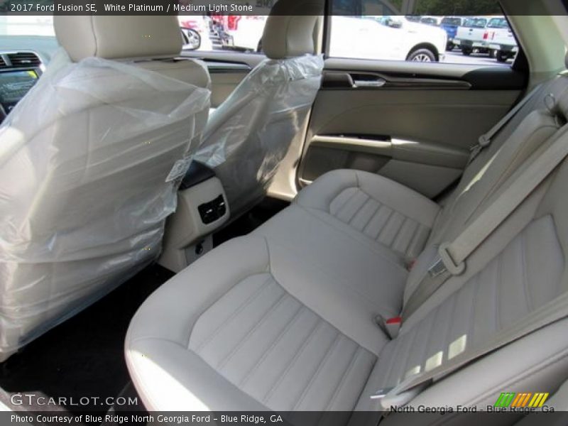 White Platinum / Medium Light Stone 2017 Ford Fusion SE