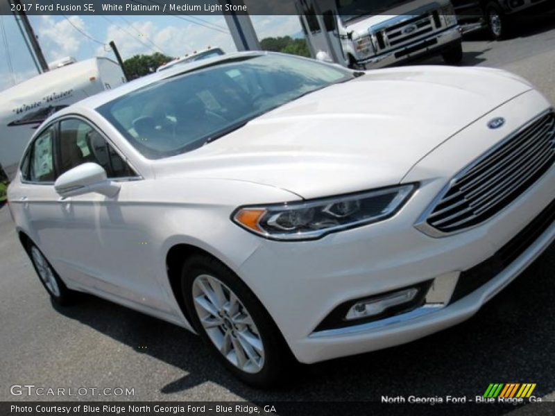 White Platinum / Medium Light Stone 2017 Ford Fusion SE