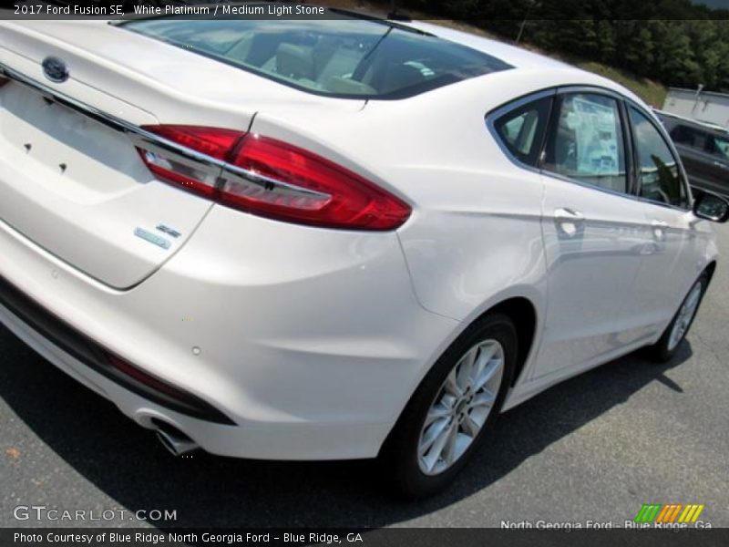 White Platinum / Medium Light Stone 2017 Ford Fusion SE