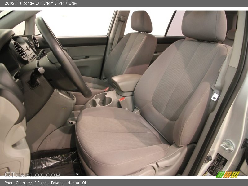 Bright Silver / Gray 2009 Kia Rondo LX