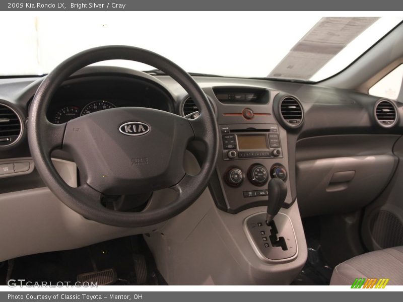 Bright Silver / Gray 2009 Kia Rondo LX