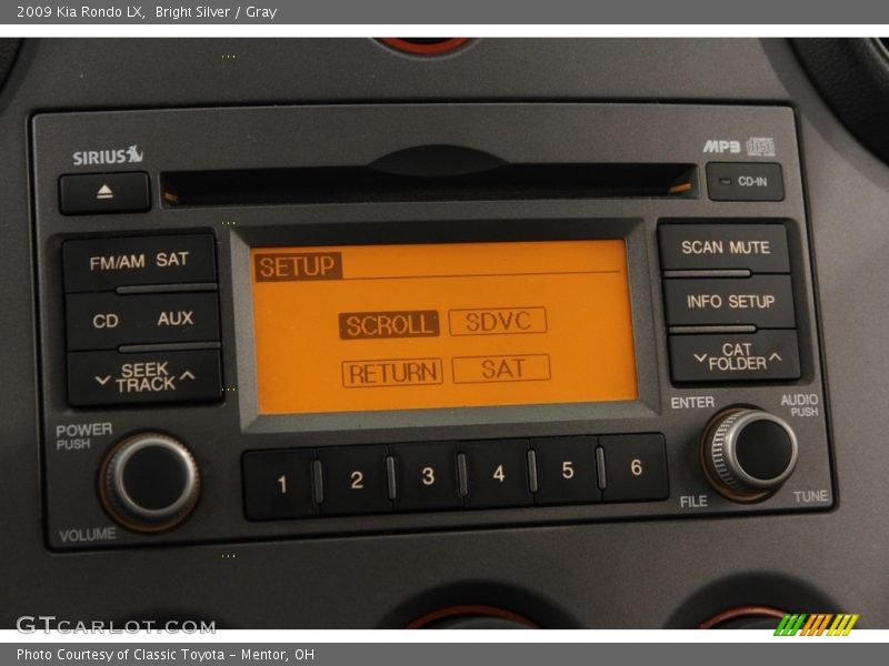 Bright Silver / Gray 2009 Kia Rondo LX