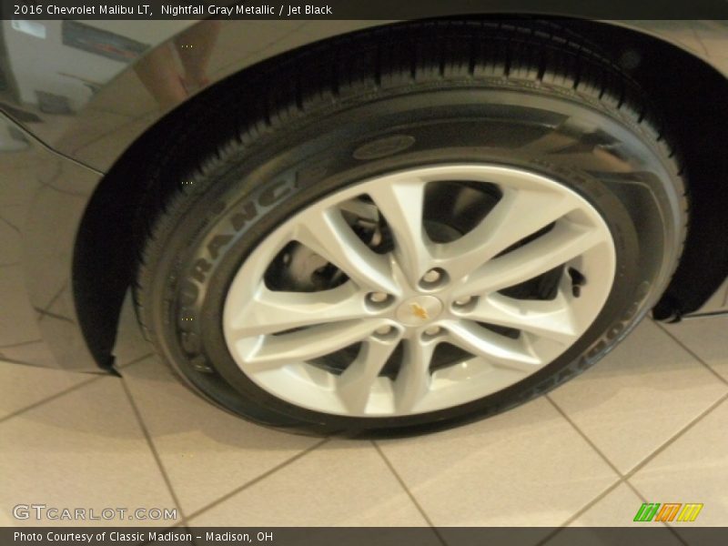 Nightfall Gray Metallic / Jet Black 2016 Chevrolet Malibu LT