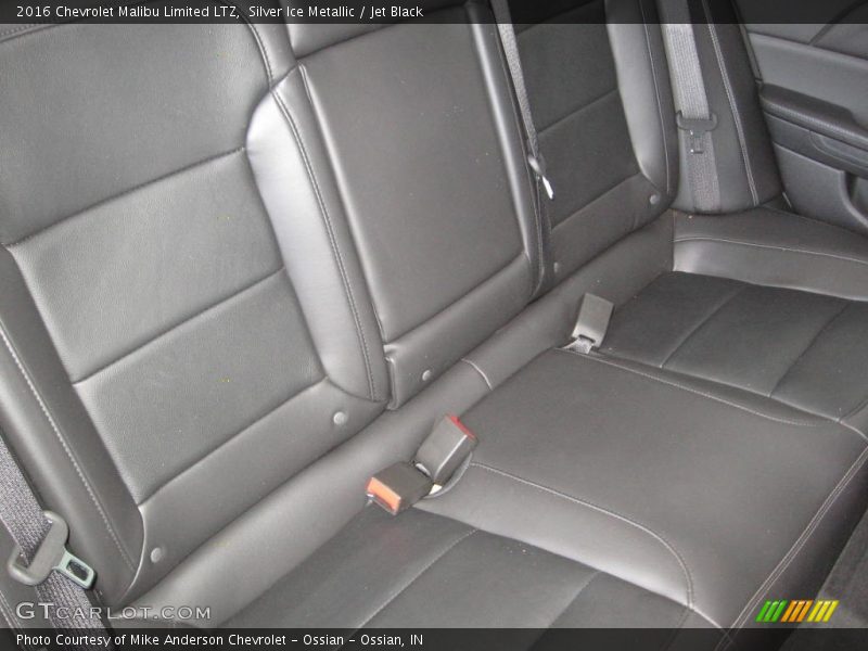 Silver Ice Metallic / Jet Black 2016 Chevrolet Malibu Limited LTZ