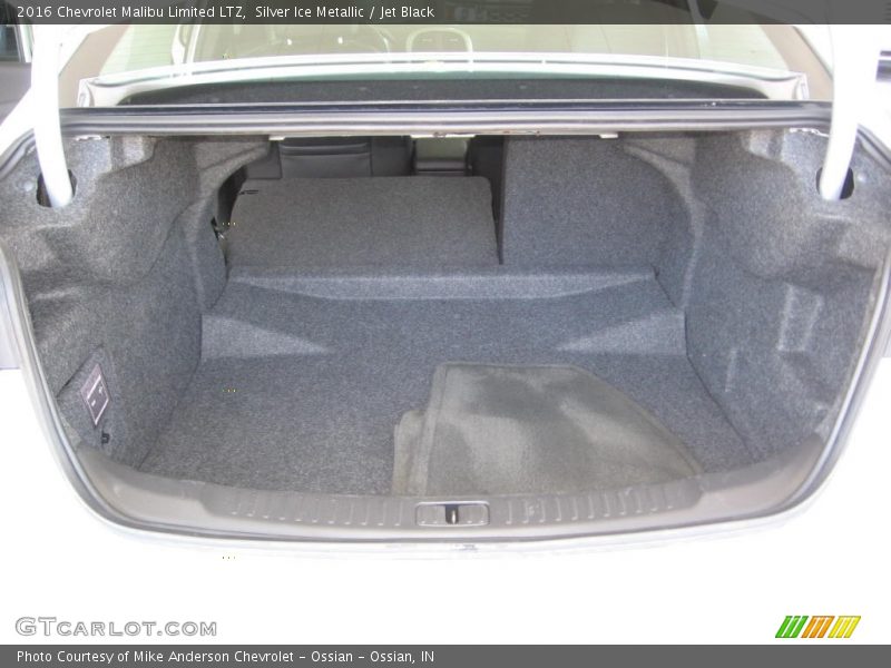 Silver Ice Metallic / Jet Black 2016 Chevrolet Malibu Limited LTZ