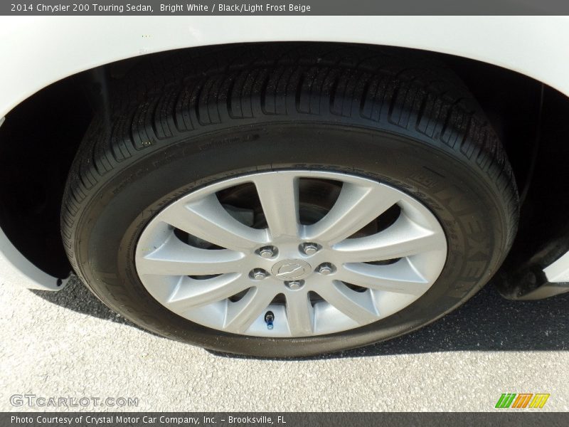 Bright White / Black/Light Frost Beige 2014 Chrysler 200 Touring Sedan