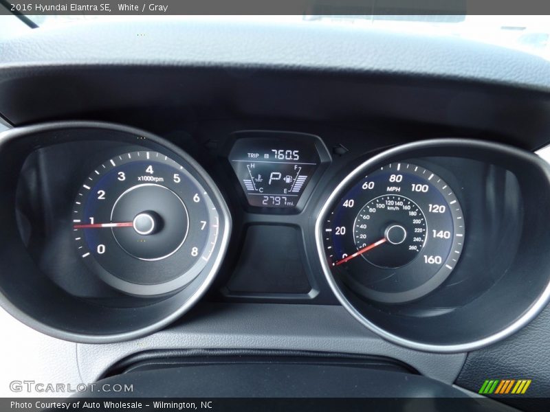 White / Gray 2016 Hyundai Elantra SE