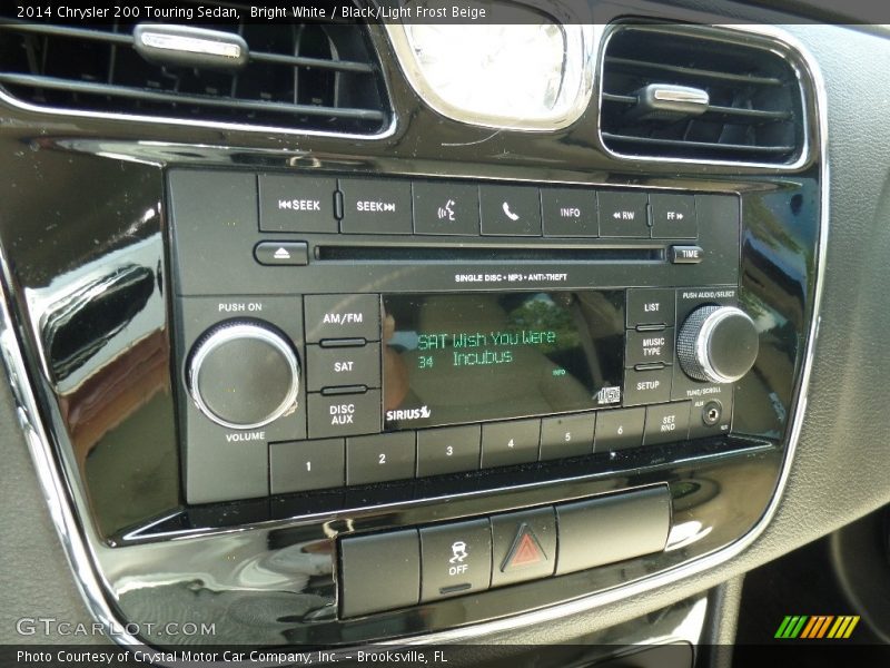 Bright White / Black/Light Frost Beige 2014 Chrysler 200 Touring Sedan